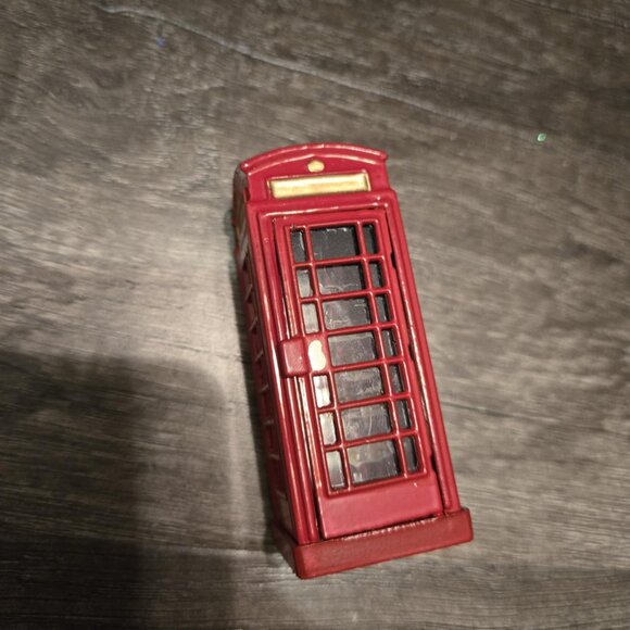 metal telephone booth - Picture 1 of 2